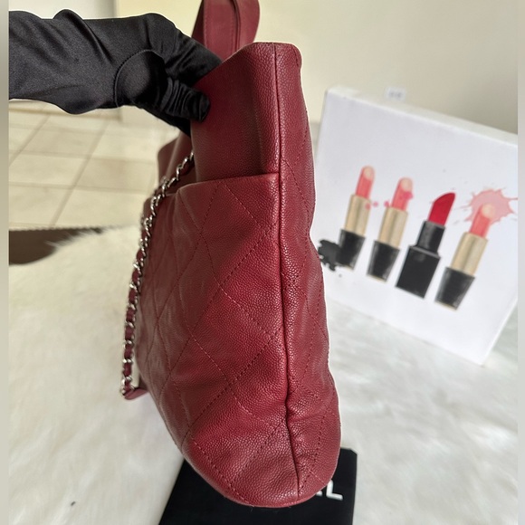 Auth CC Caviar Tote Bag - Picture 5 of 17